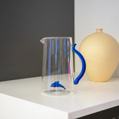 WD LIFE STYLE - MONTEREY  LINE CARAFFA CON DELFINO IN VETRO.